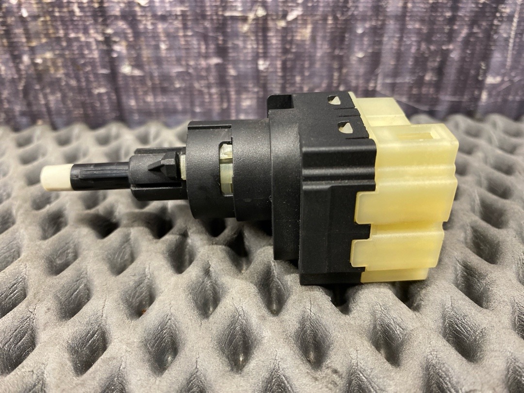 Концевик педали тормоза, 730 рублей, Красноярск