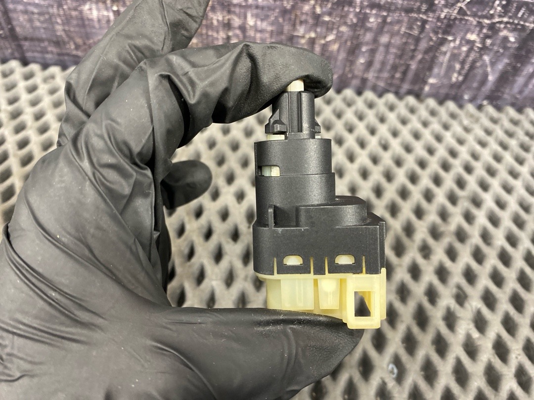 Концевик педали тормоза, 730 рублей, Красноярск