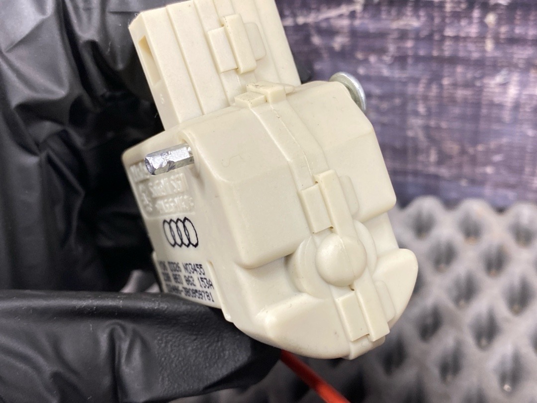 Замок лючка бензобака, 930 рублей, Красноярск