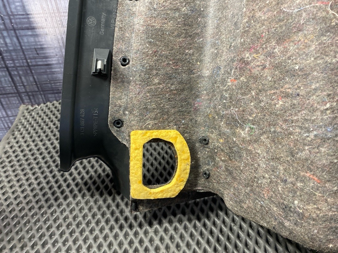 Обшивка багажника, 1920 рублей, Красноярск