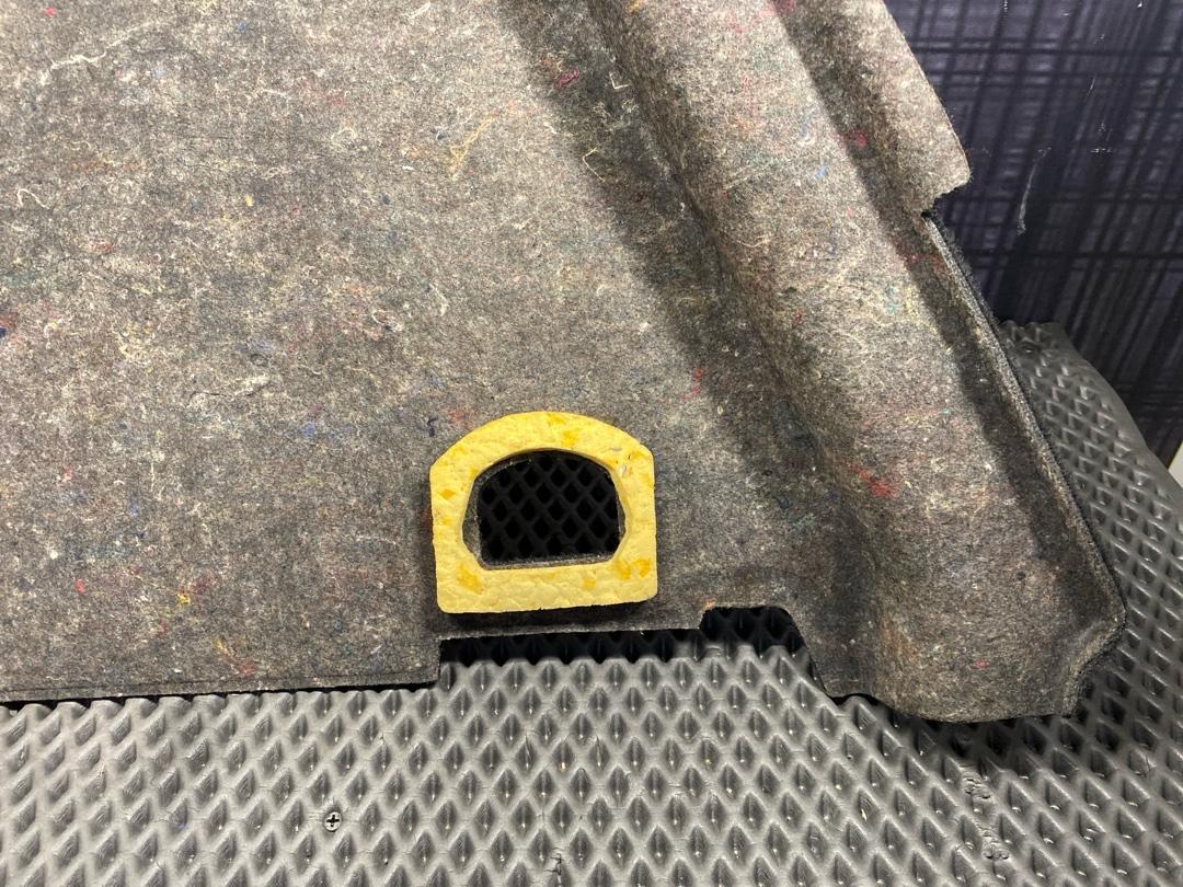 Обшивка багажника, 1920 рублей, Красноярск