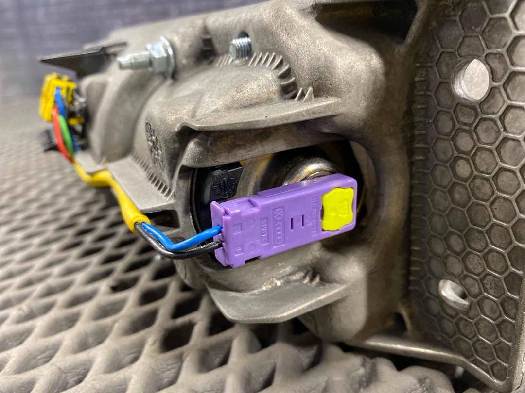 Подушка безопасности, 1620 рублей, Красноярск