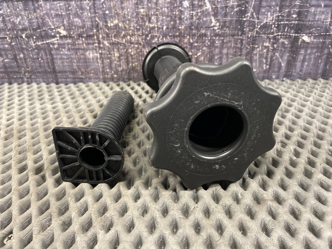 Крепление запасного колеса, 1030 рублей, Красноярск