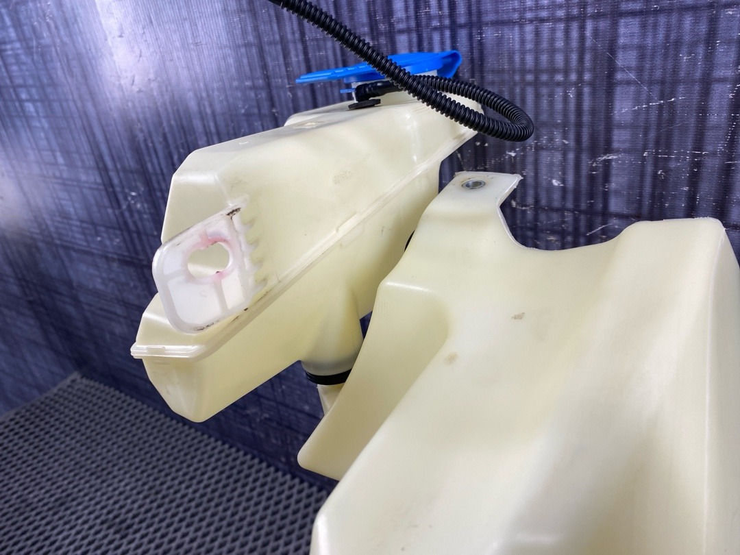 Бачок омывателя, 2960 рублей, Красноярск