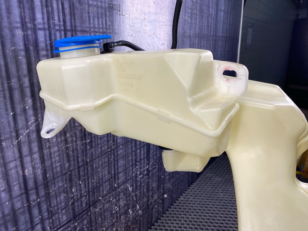 Бачок омывателя, 2960 рублей, Красноярск