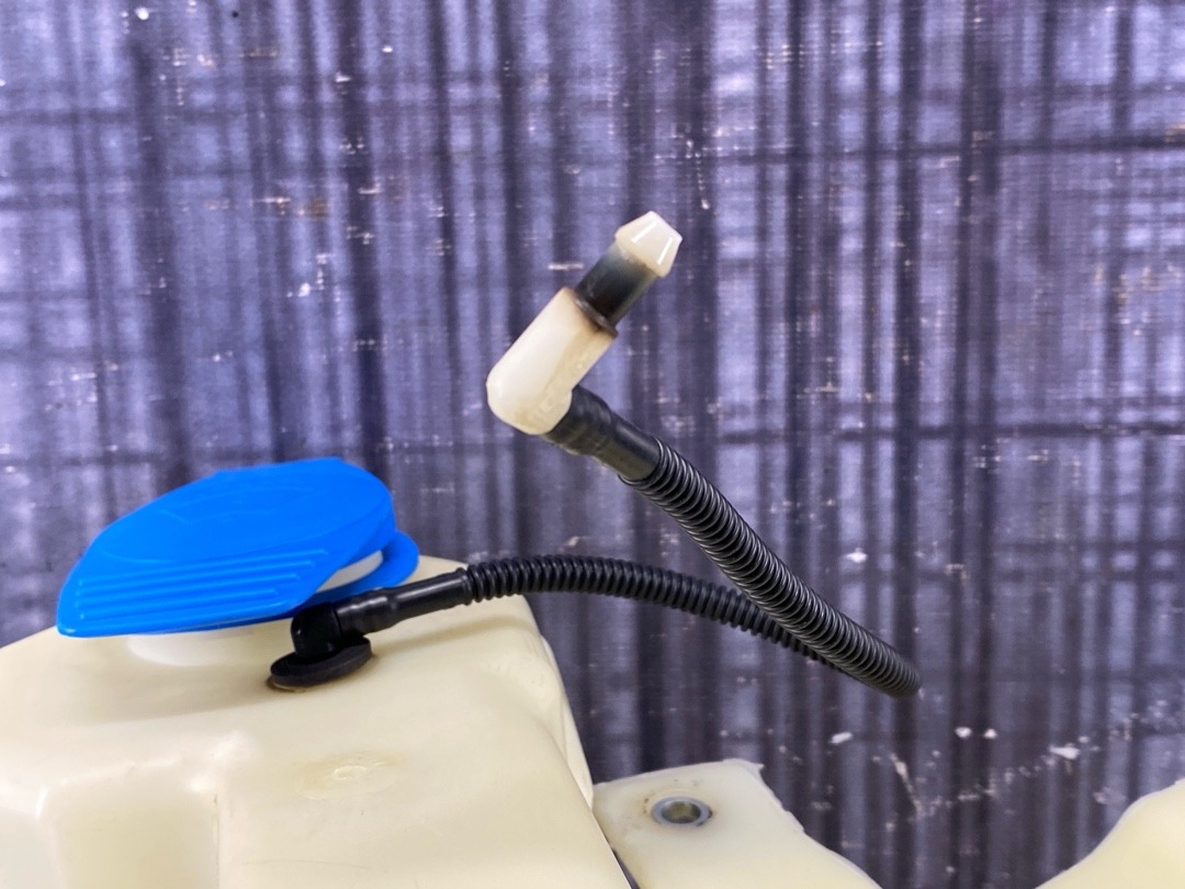 Бачок омывателя, 2960 рублей, Красноярск