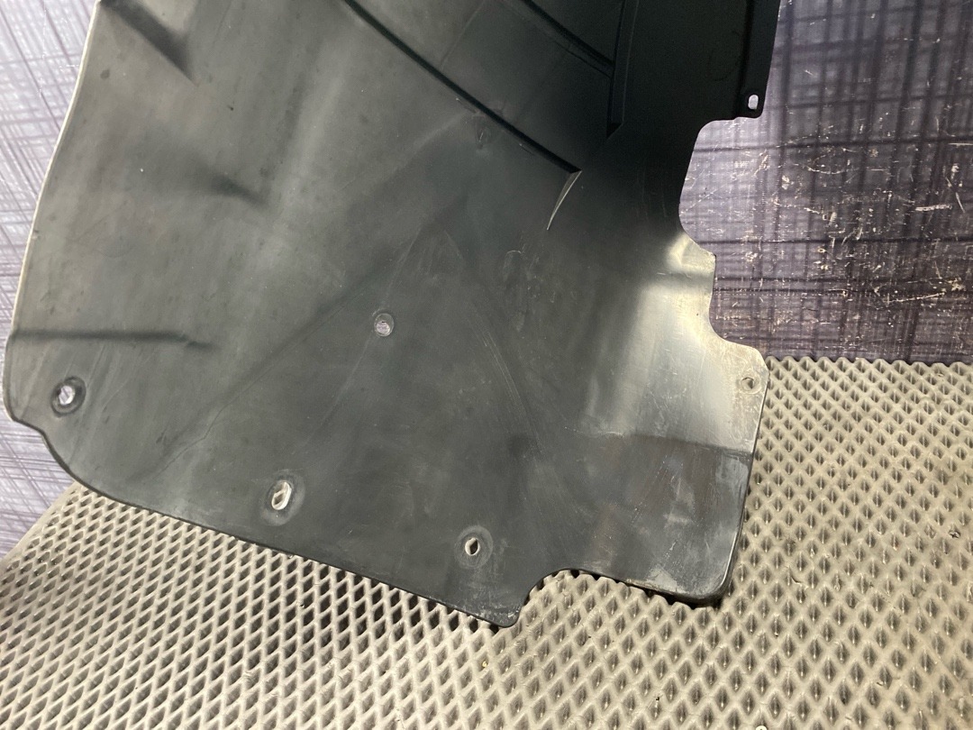 Подкрылок, 3770 рублей, Красноярск