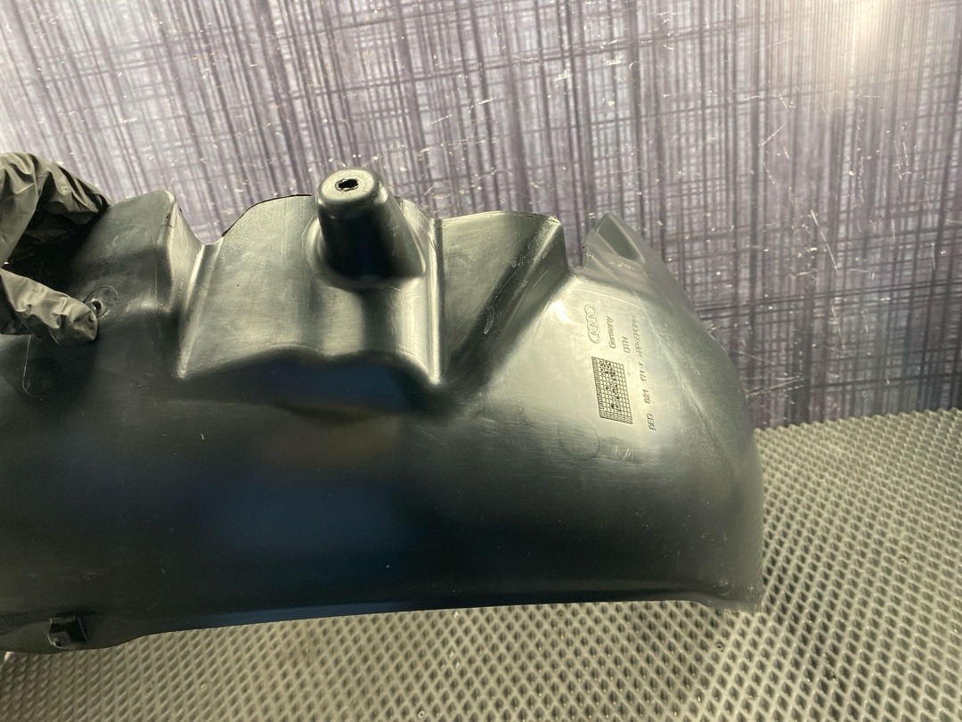 Подкрылок, 3770 рублей, Красноярск