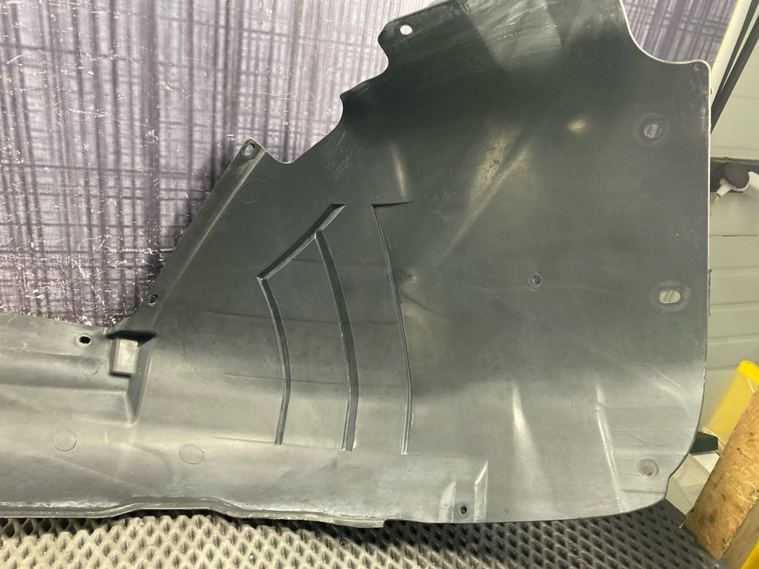 Подкрылок, 3770 рублей, Красноярск