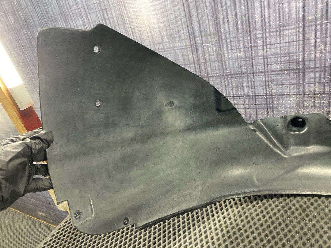 Подкрылок, 3770 рублей, Красноярск