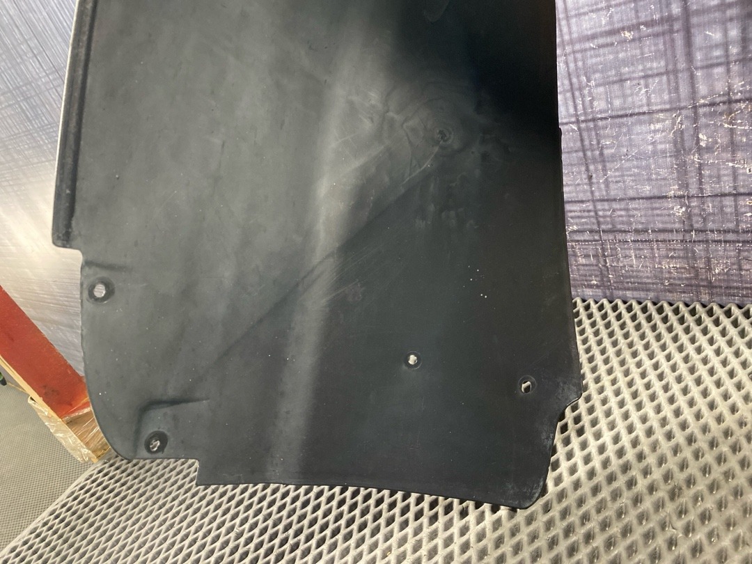 Подкрылок, 3770 рублей, Красноярск