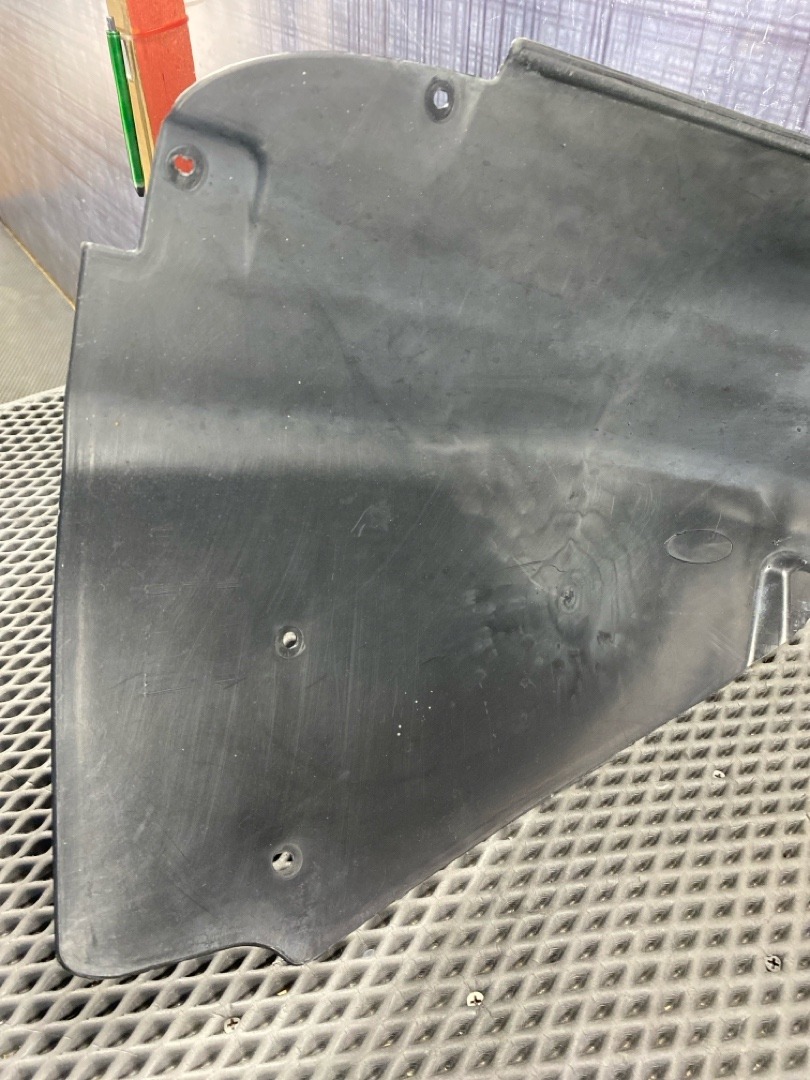 Подкрылок, 3770 рублей, Красноярск