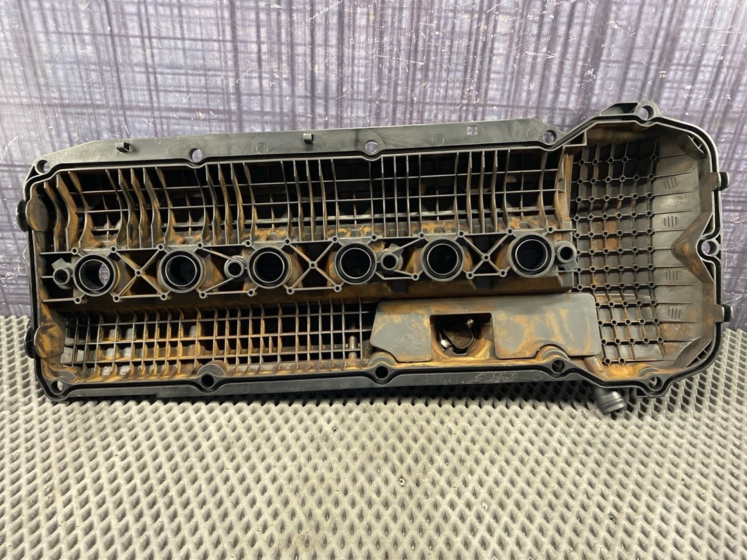 Крышка клапанов, 12330 рублей, Красноярск