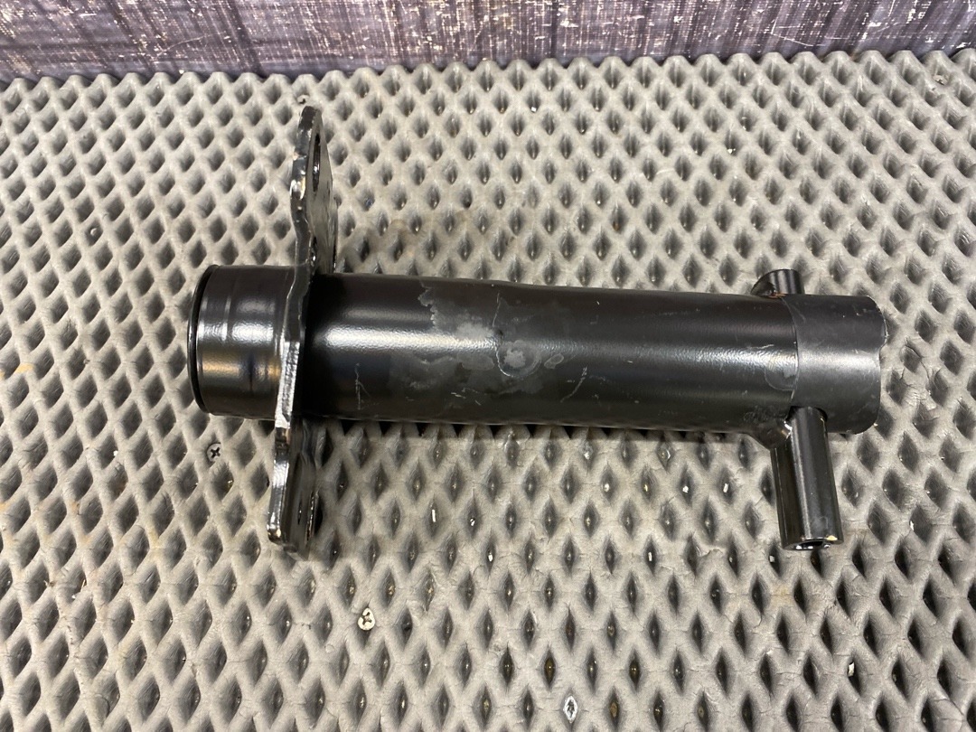 Кронштейн усилителя бампера, 1630 рублей, Красноярск