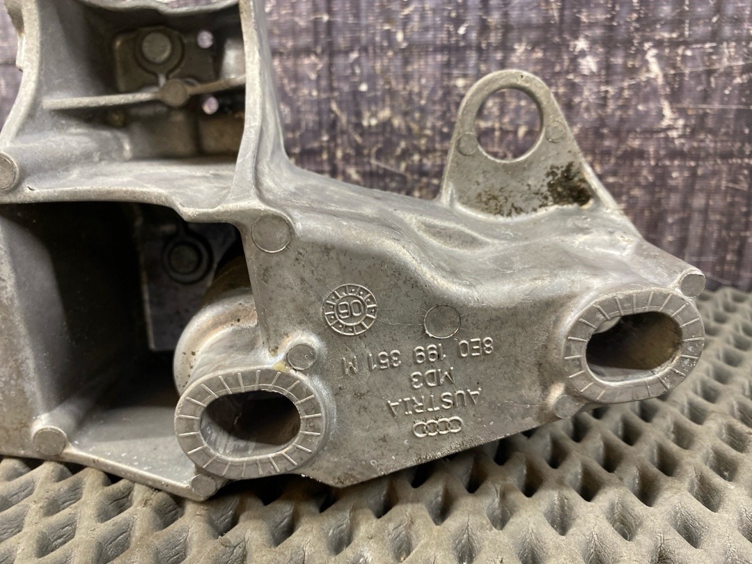 Кронштейн двигателя, 1210 рублей, Красноярск