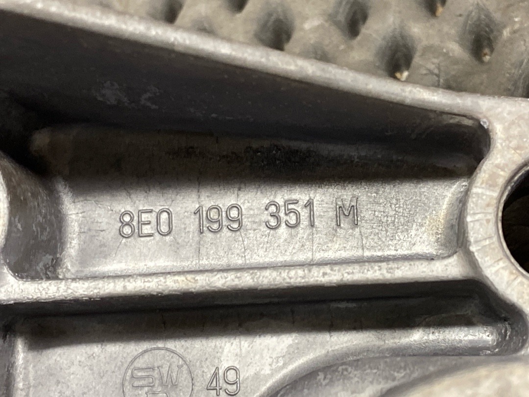 Кронштейн двигателя, 1210 рублей, Красноярск