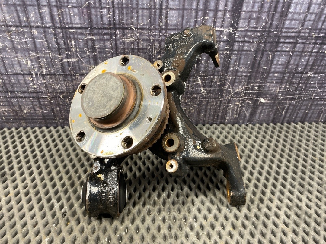 Поворотный кулак, 4080 рублей, Красноярск