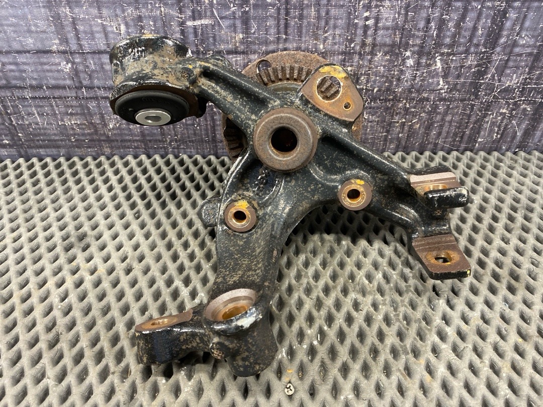 Поворотный кулак, 4080 рублей, Красноярск