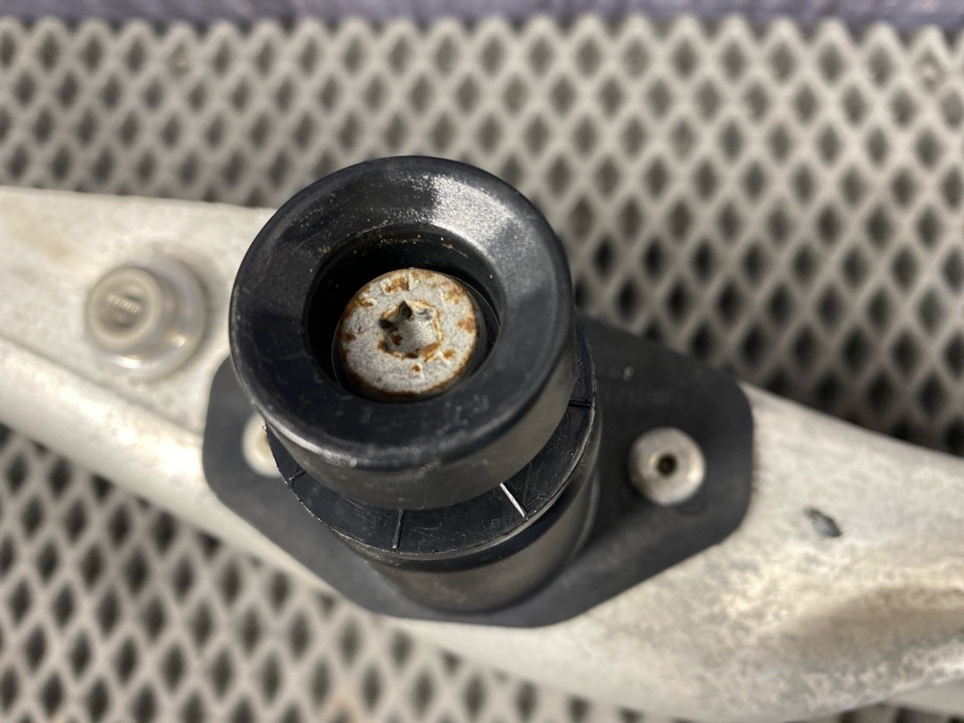 Усилитель бампера, 4610 рублей, Красноярск