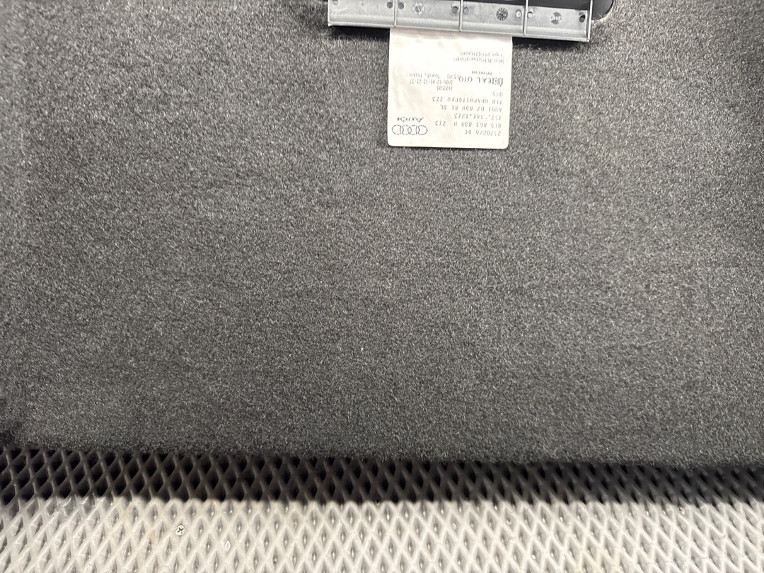 Обшивка багажника, 2080 рублей, Красноярск