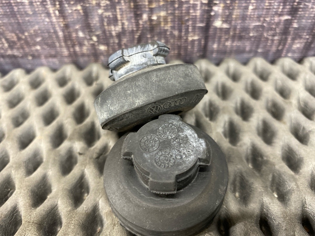 Подушка радиатора, 620 рублей, Красноярск