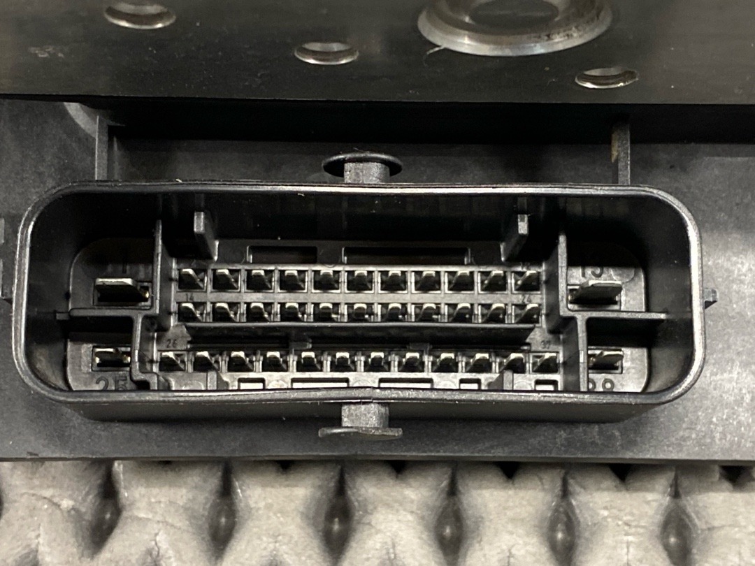 Блок ABS, 7040 рублей, Красноярск