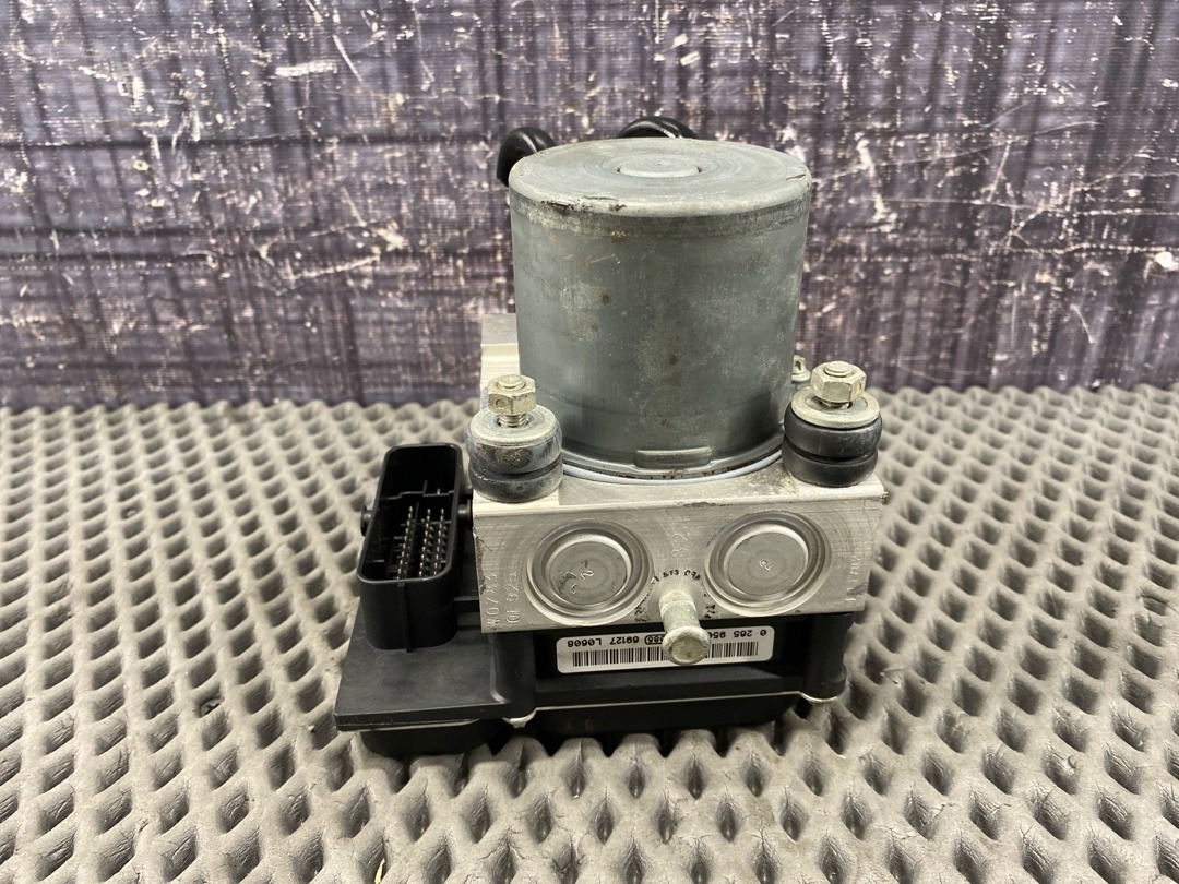 Блок ABS, 7040 рублей, Красноярск