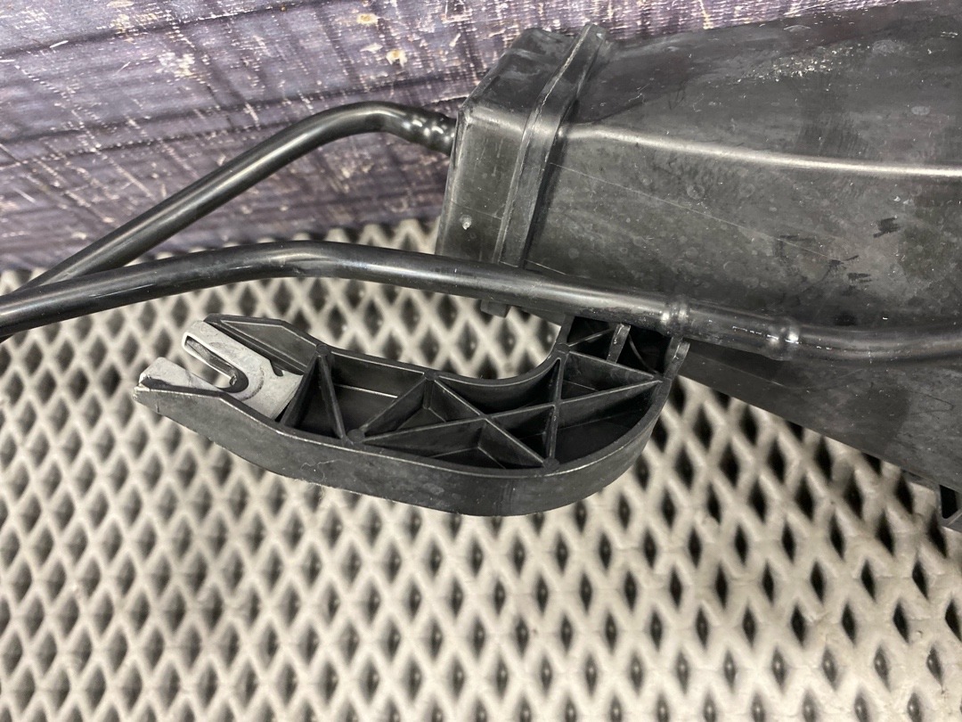 Адсорбер (фильтр паров топлива), 2960 рублей, Красноярск