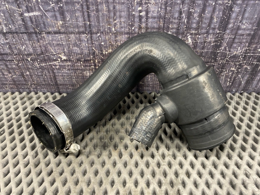 Патрубок интеркуллера, 2210 рублей, Красноярск