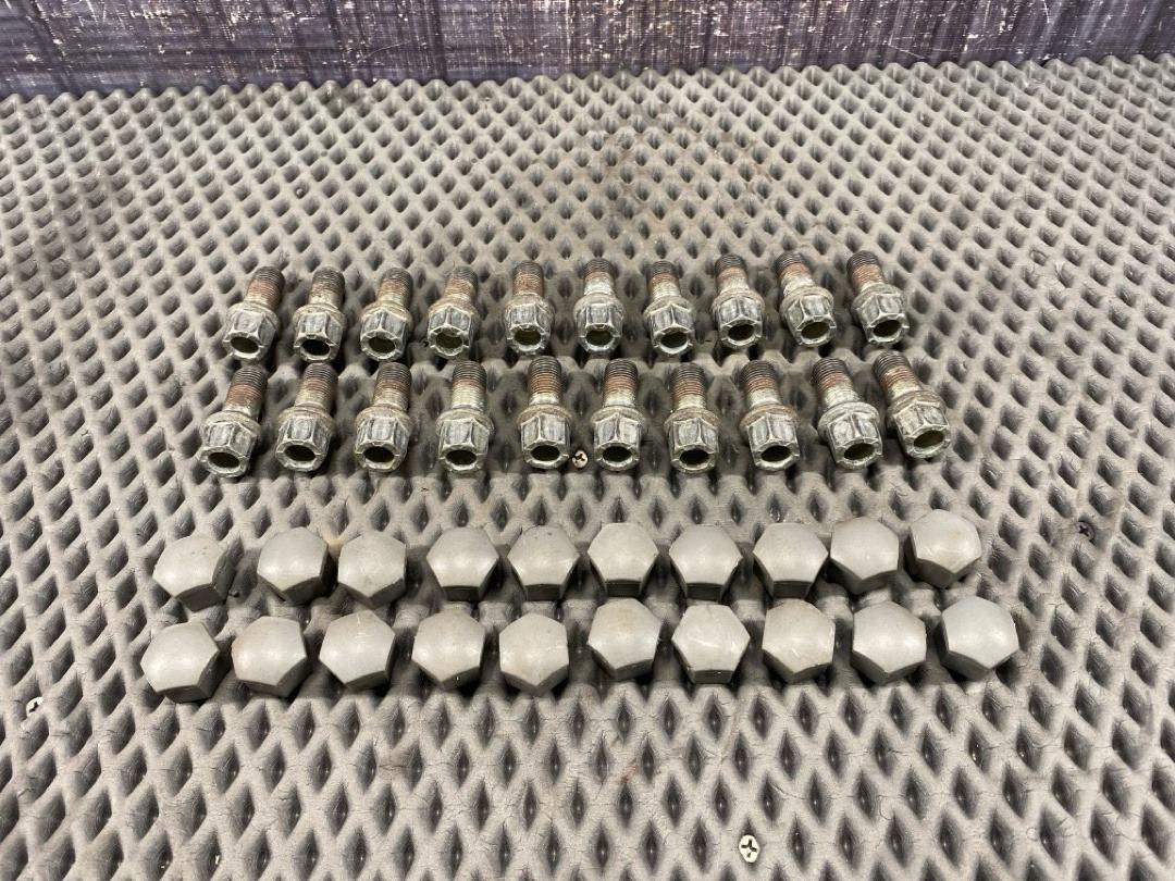 Комплект колесных болтов, 3340 рублей, Красноярск