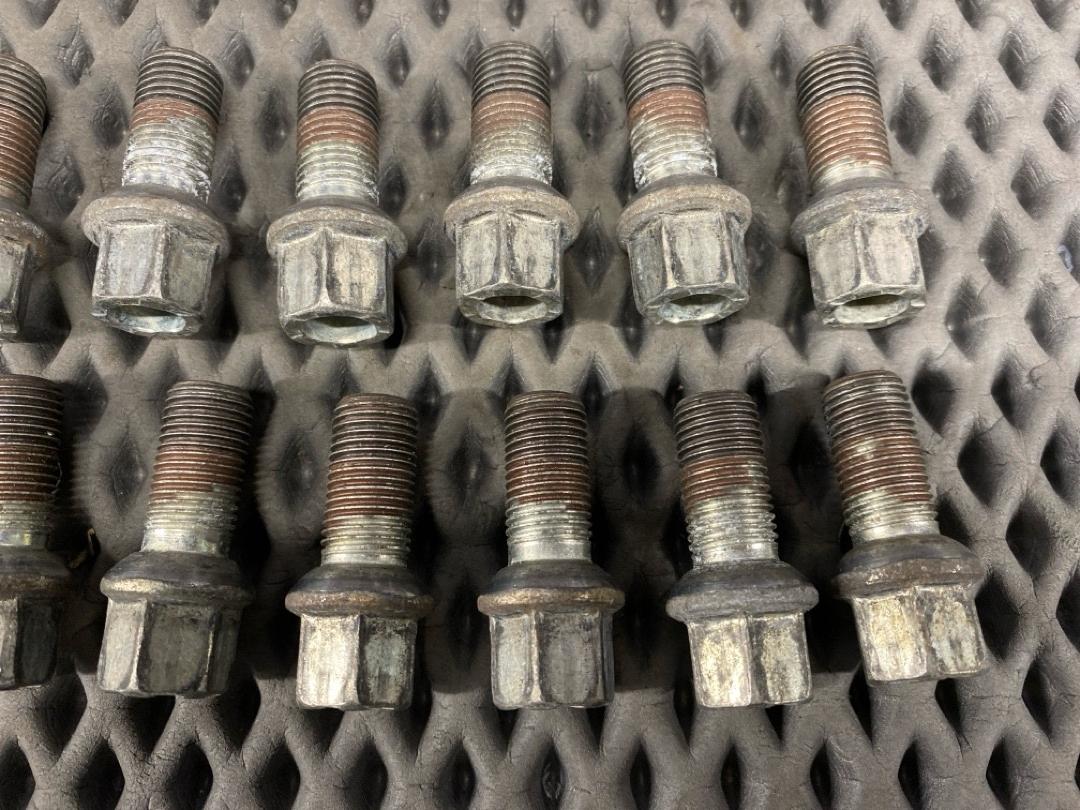 Комплект колесных болтов, 3340 рублей, Красноярск