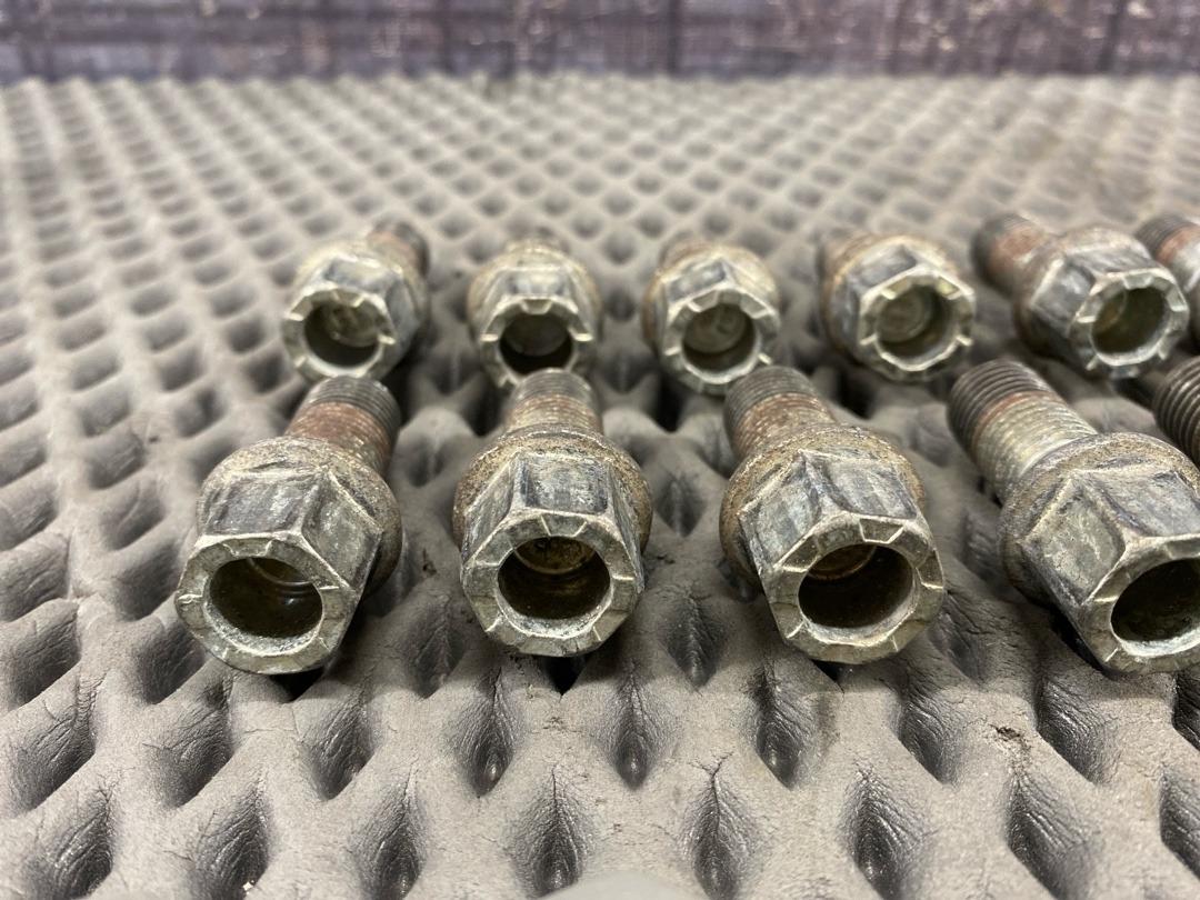 Комплект колесных болтов, 3340 рублей, Красноярск