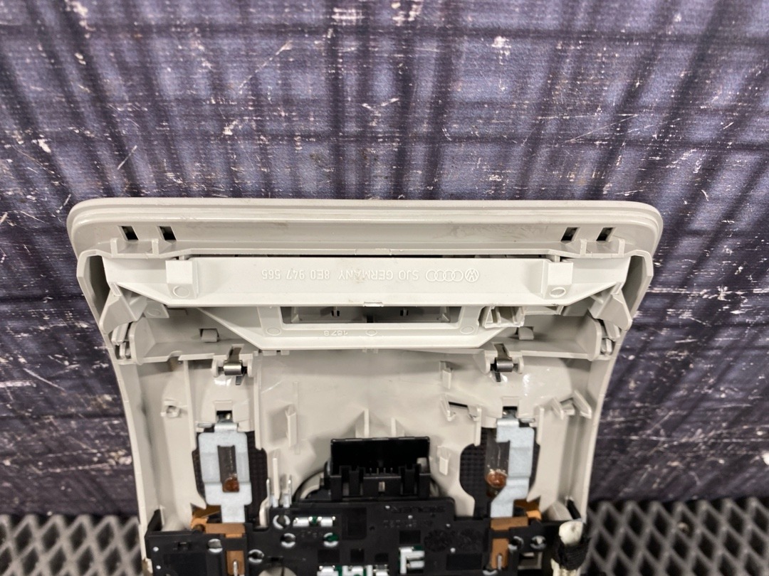 Плафон салона, 1420 рублей, Красноярск