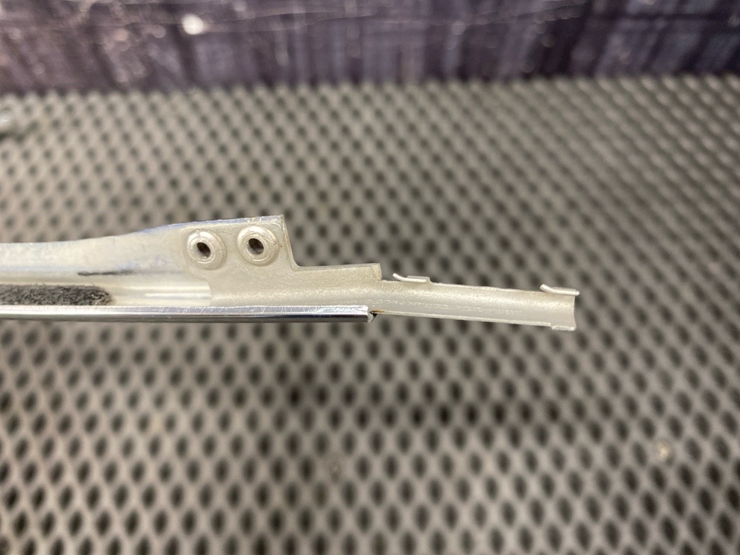 Молдинг стекла, 730 рублей, Красноярск