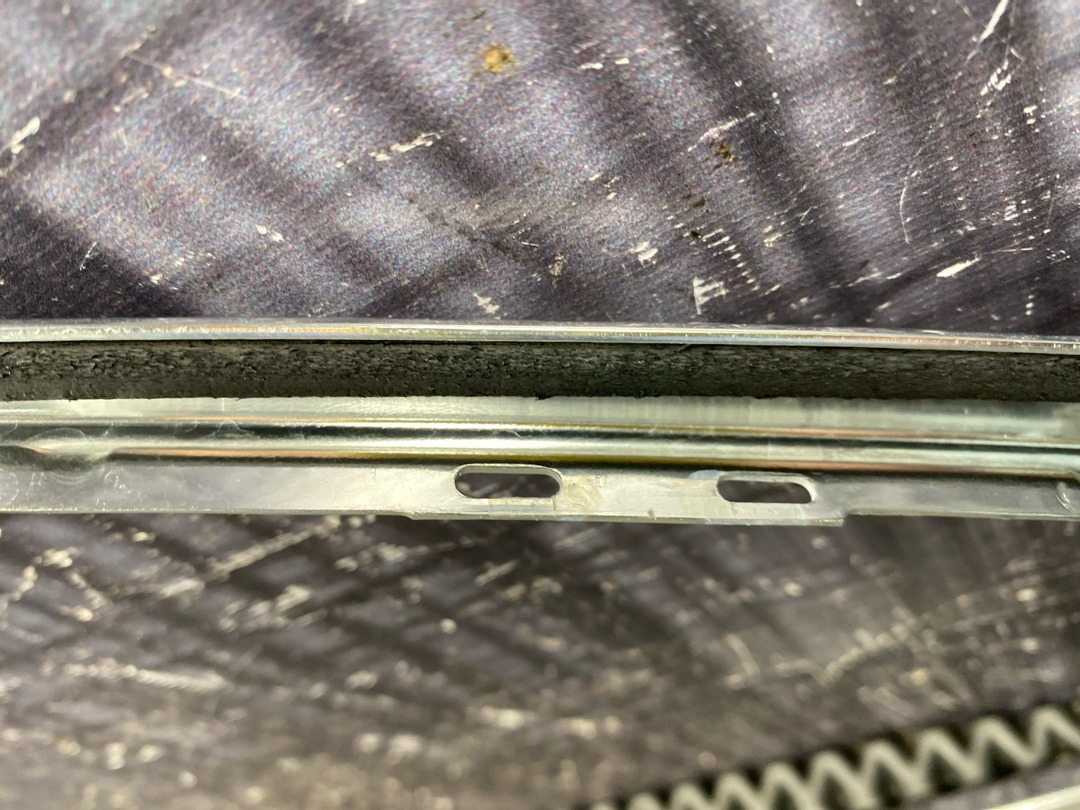 Молдинг стекла, 730 рублей, Красноярск