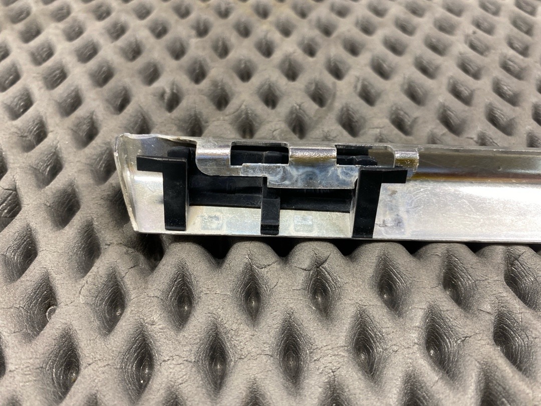 Молдинг стекла, 730 рублей, Красноярск