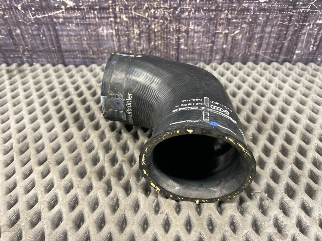 Патрубок интеркуллера, 690 рублей, Красноярск