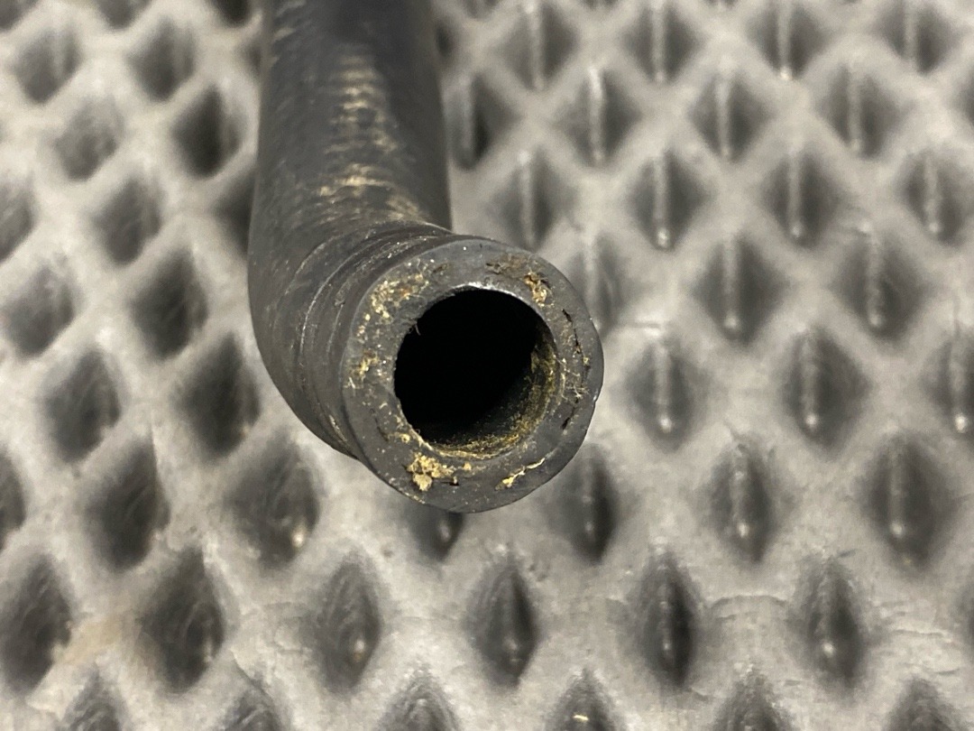 Трубка вентиляции, 1960 рублей, Красноярск