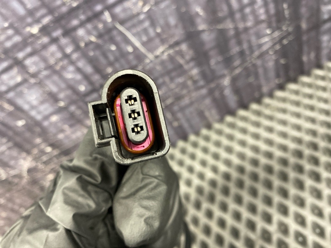 Проводка рамки радиатора, 1730 рублей, Красноярск