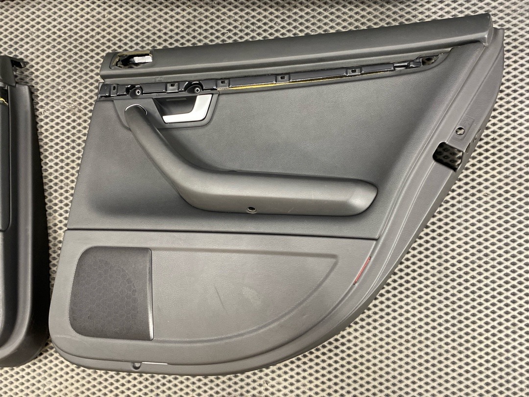 Комплект обшивок дверей, 7860 рублей, Красноярск