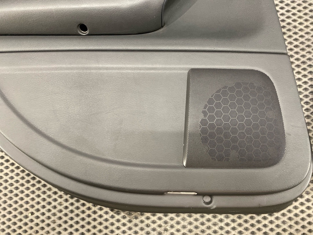 Комплект обшивок дверей, 7860 рублей, Красноярск