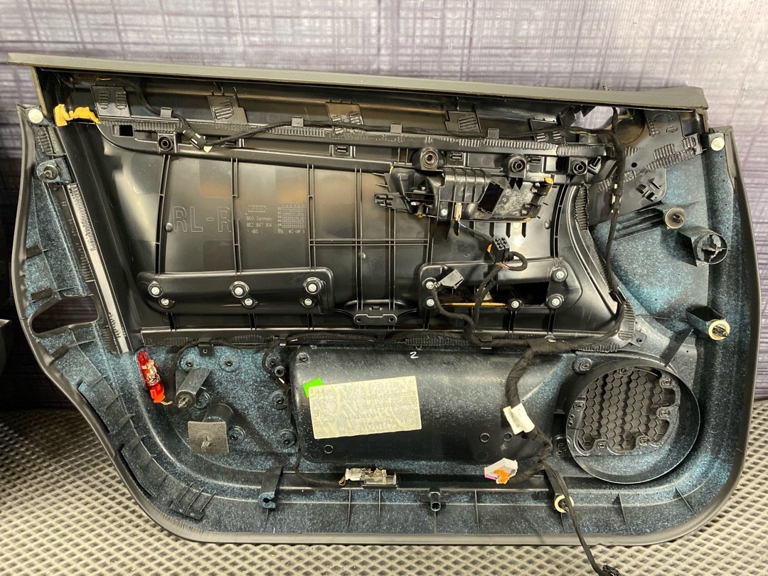 Комплект обшивок дверей, 7860 рублей, Красноярск