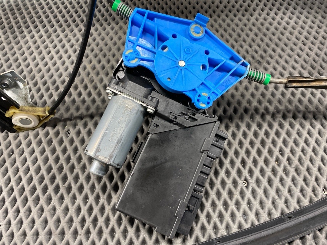 Стеклоподъемник, 4220 рублей, Красноярск