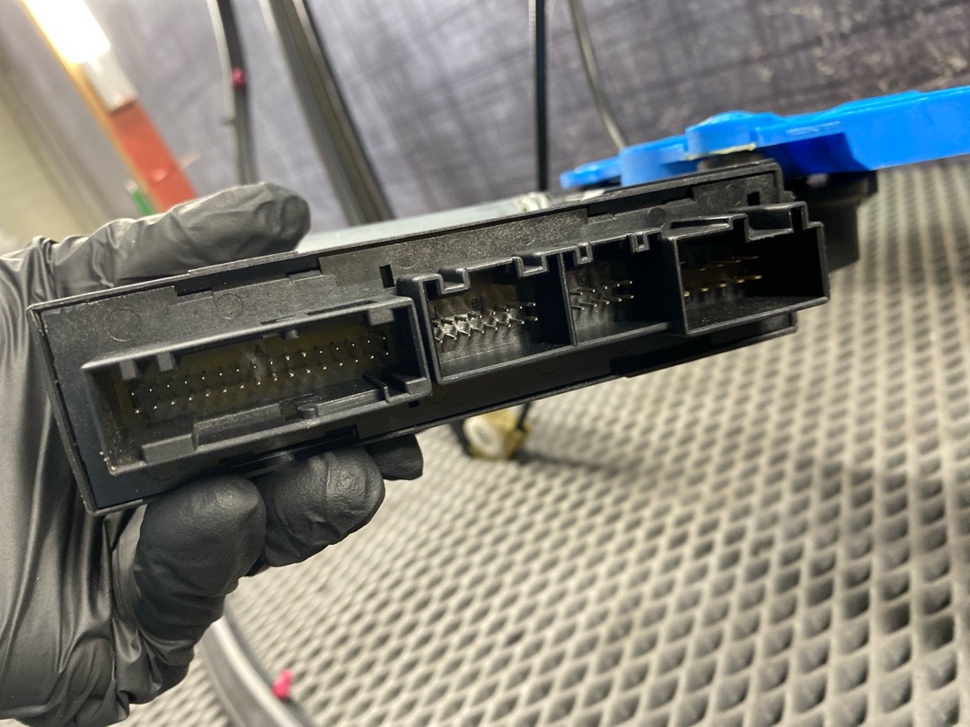 Стеклоподъемник, 4220 рублей, Красноярск