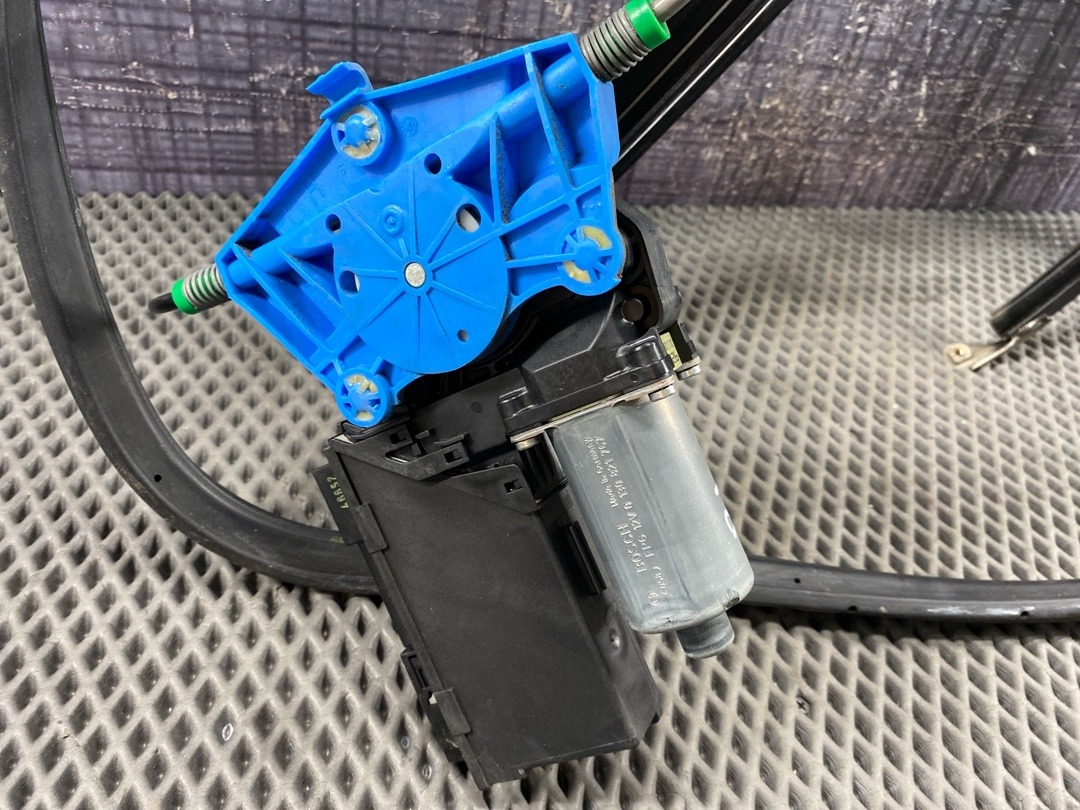 Стеклоподъемник, 2460 рублей, Красноярск