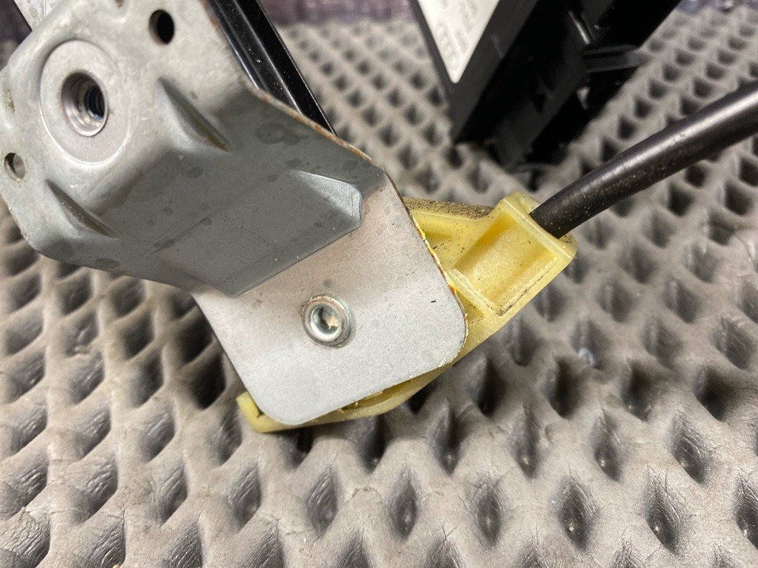 Стеклоподъемник, 2460 рублей, Красноярск