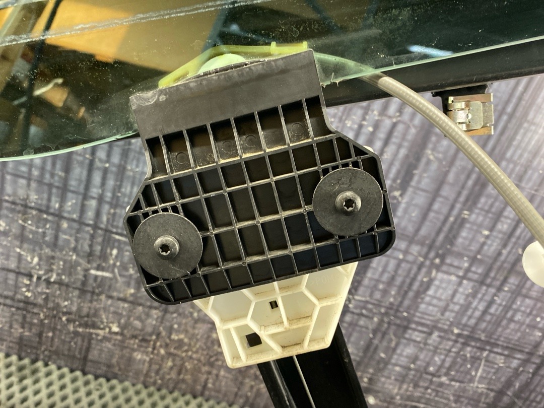 Стеклоподъемник, 2460 рублей, Красноярск