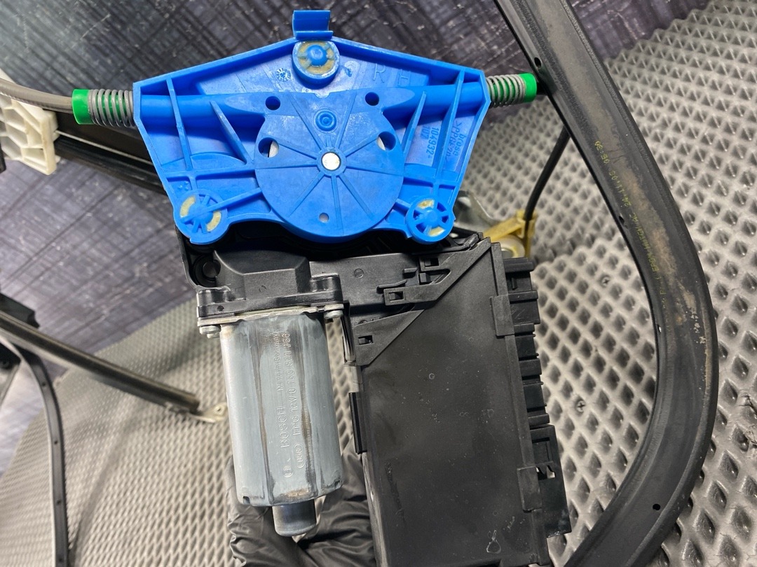 Стеклоподъемник, 2460 рублей, Красноярск