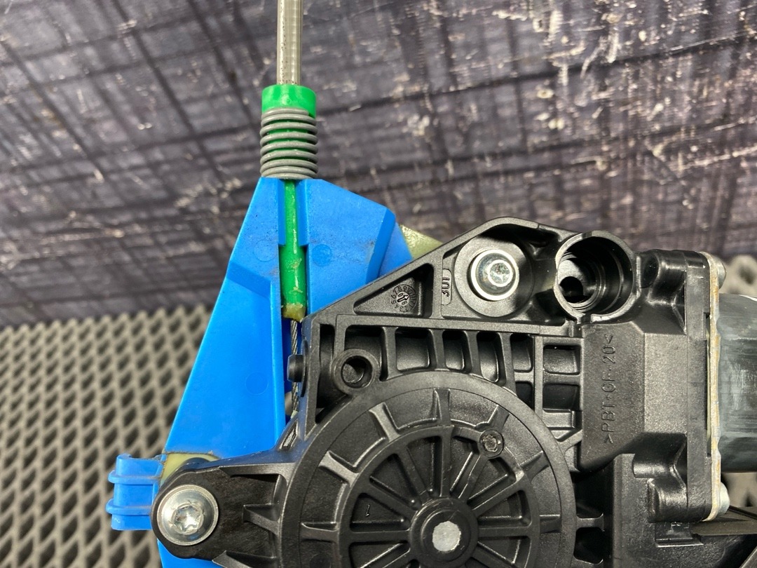 Стеклоподъемник, 2460 рублей, Красноярск