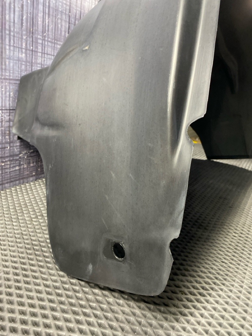 Подкрылок, 5610 рублей, Красноярск